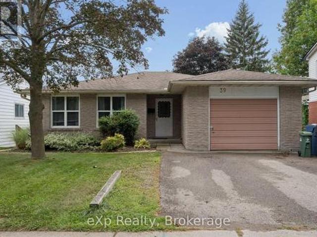39 Keats Crescent, Guelph Kortright West, ON, N1G 3B1 house for sale | Listing ID X13705 | Royal LePage