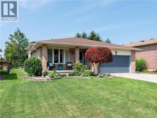 39 King Street, Tavistock, ON, N0B 2R0 house for sale | Listing ID 40854 | Royal LePage