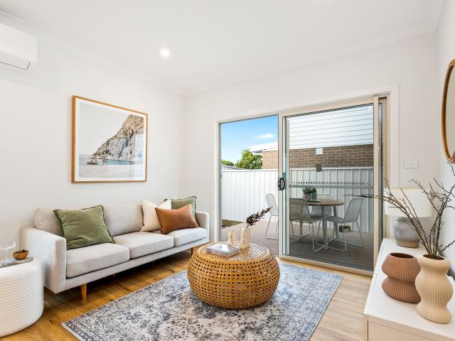 3/9 Lavis Drive Mount Warrigal, NSW 2528