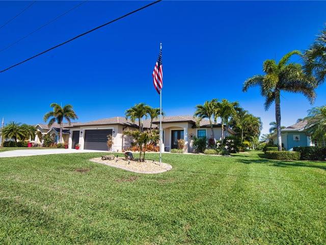 39 Medalist Rd, Rotonda West, FL 33947 | MLS #D6146