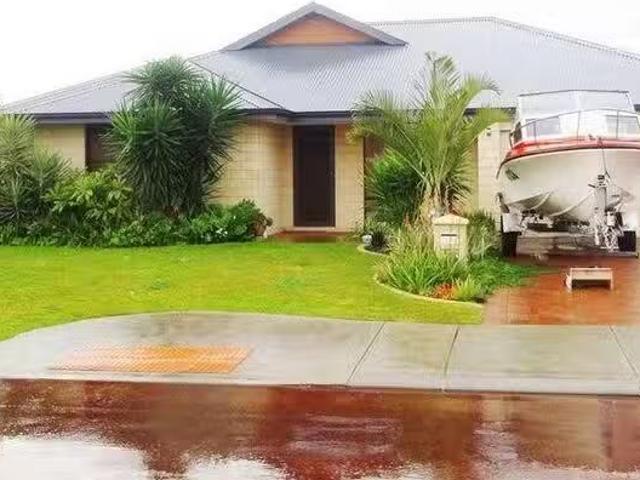 39 Murtin Road, Dalyellup, WA 6230