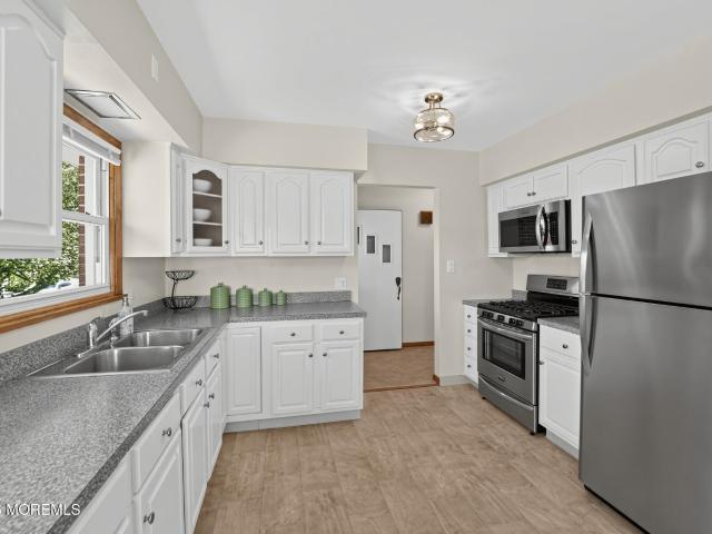 39 N Edward Street