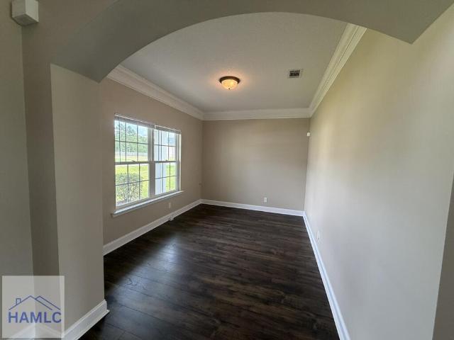39 NE Red Rock Court
