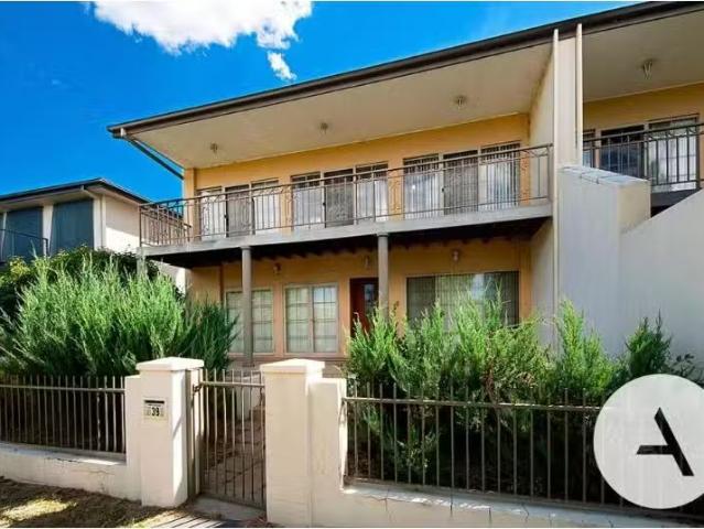 39 Nellie Hamilton Avenue, GUNGAHLIN House for rent Listed by.