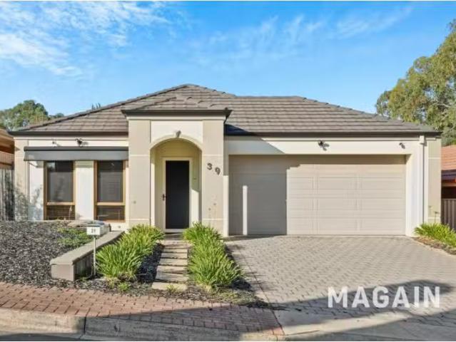 39 New York Rd, Aberfoyle Park House for rent Listed by Kylie.