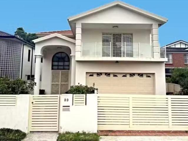 39 Orange Street, Hurstville House for rent Listed by Cheney.
