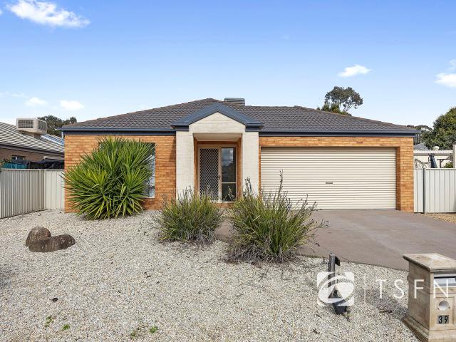 39 Peacock Dr, Epsom, Australia