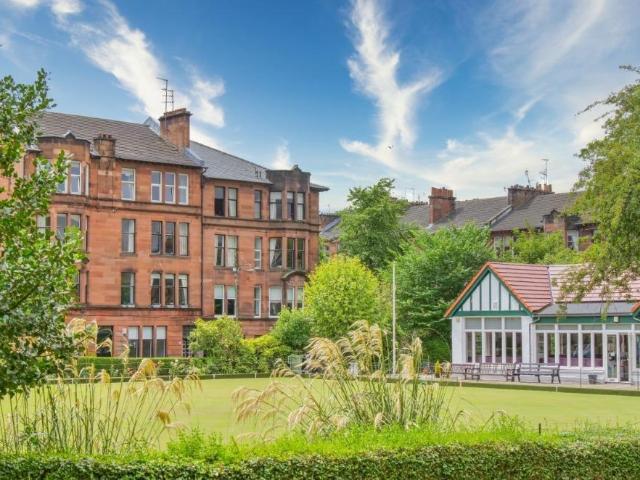 39 Queensborough Gardens, Partickhill, Glasgow, G12 9QP, United Kingdom | 2 bed apartment for rent #107428663 | Rentberry