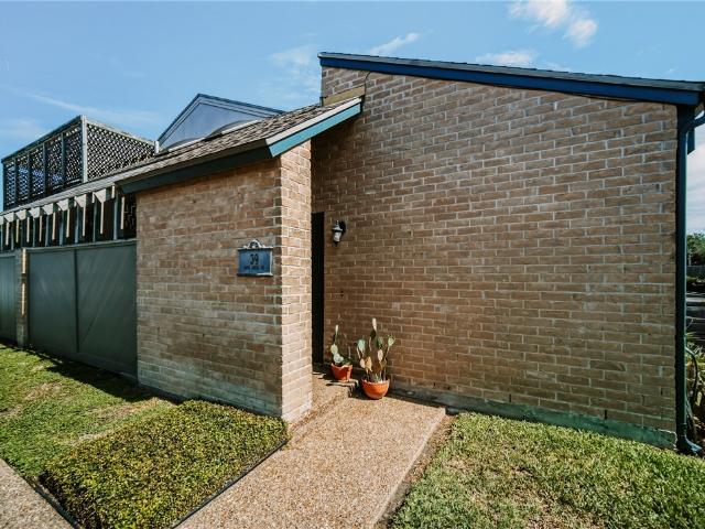39 Rock Creek Dr, Unit 39, Corpus Christi, TX 78412 | MLS #474623