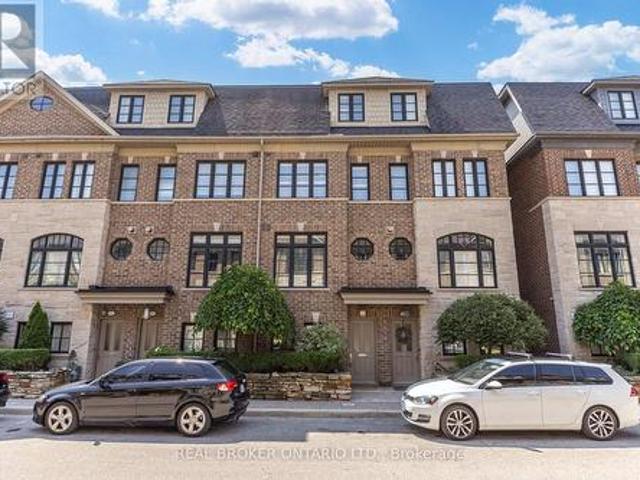 39 Ruby Lang Lane, Toronto, ON, M8Z 0B8 house for sale | Listing ID W13673 | Royal LePage