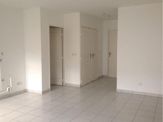 39 RUE ANDRE BOLLIER 69007 LYON