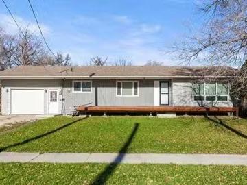 39 St Viateur Ave, Otterburne, MB, R0A 1G0 house for sale L.