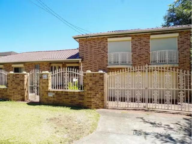39A Augusta Avenue, Condell Park House for rent Listed by Lai.