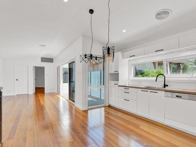 39A Hawthorn Road Caulfield North, VIC 3161
