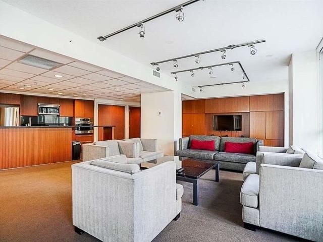 39fl 833 Seymour Street, Vancouver