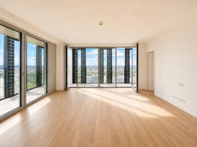 39sqm Terrasse mit Kahlenberg Blick: 45. Etage Erstbezug DC2 Tower