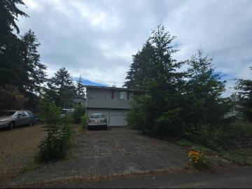 39th Avenue Ct E