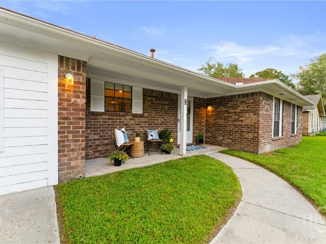 3 Mulberry Court