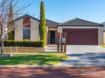 3 Myalla Pass, LAKELANDS, WA 6180