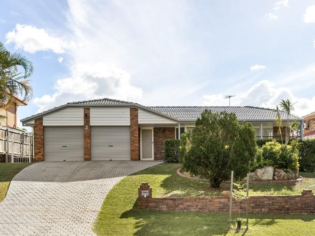 3 Myola Court, Carindale