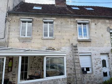 ENSEMBLE IMMOBILIER DE 3 MAISONS EN PIERRE