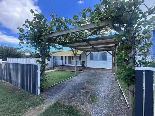 3 Mary Street, Scarness, QLD 4655