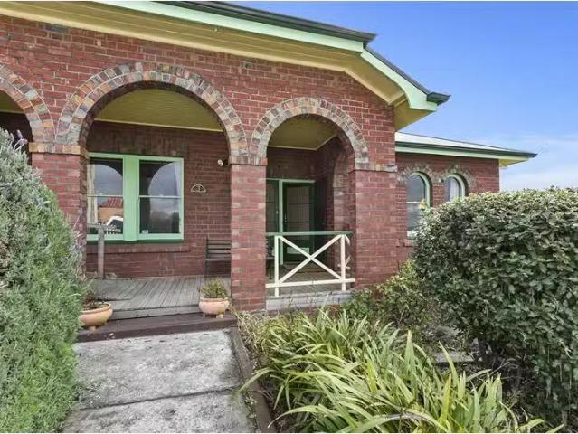 3 Mc Tavish Avenue, NORTH HOBART House for rent Listed by Sam.