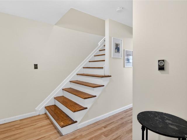3 Meadow Drive