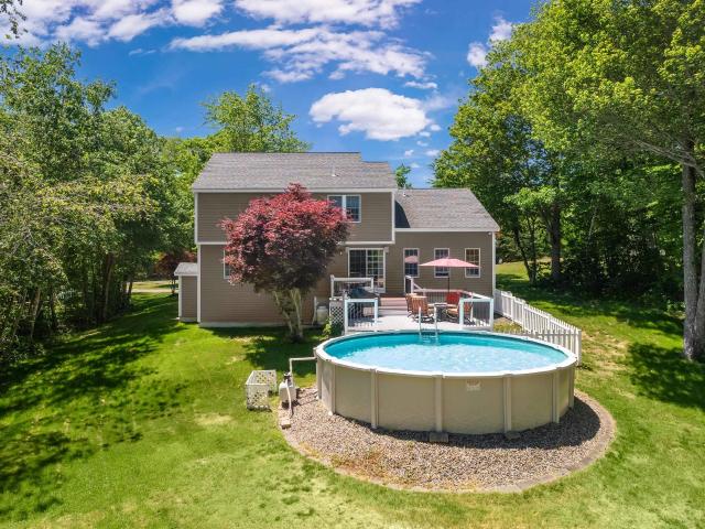 3 Meadowlark Drive
