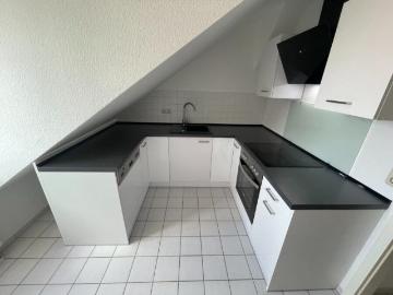 / 3 Minuten zum Cospudener See * 2 Raum Wohnung mit EBK / ab 01.07