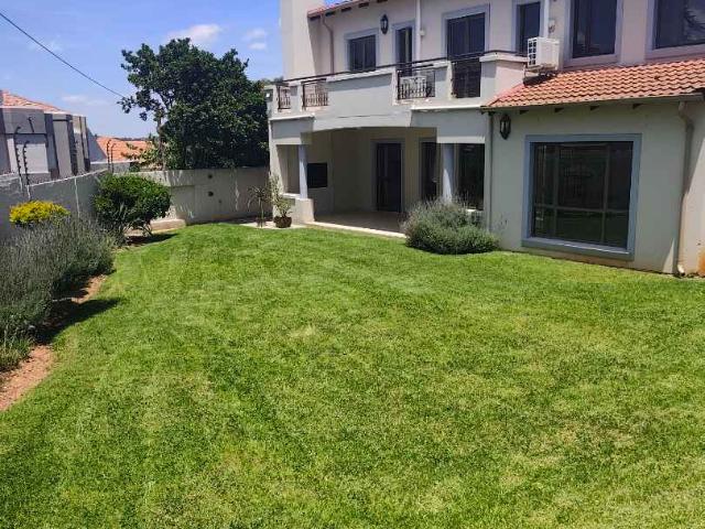 3 Modern Home to Rent in secure estate Waterkloof Ridge