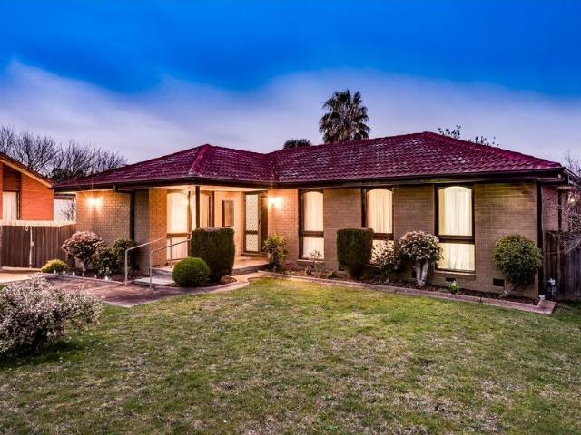 3 Mossvale Close, ENDEAVOUR HILLS, VIC 3802