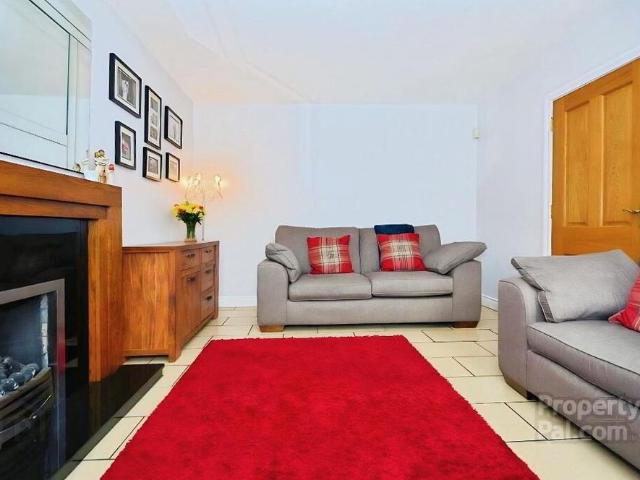 3 Mornington View, Lisburn, BT28 2WS