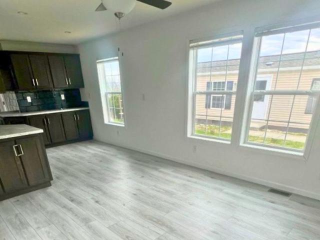 3 Mountain View