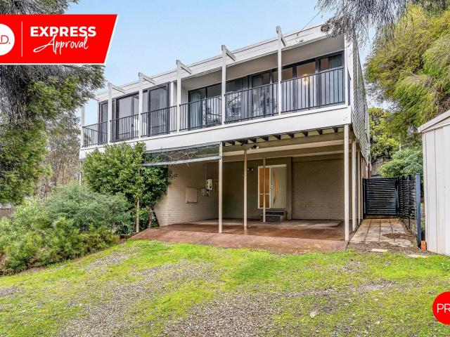 3 Moyna Dr, SPRING GULLY VIC 3550