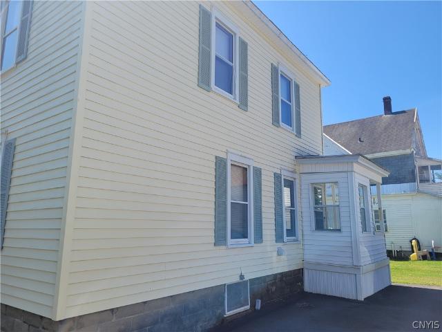 3 N Helmer Avenue