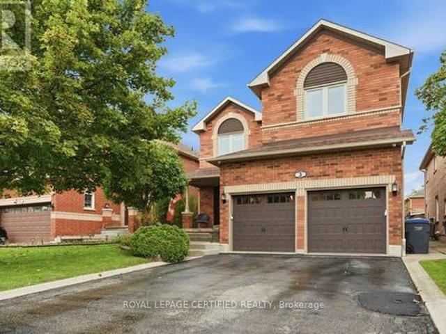 3 National Crescent, Brampton, ON, L7A 1H1 house for sale | Listing ID W13791 | Royal LePage