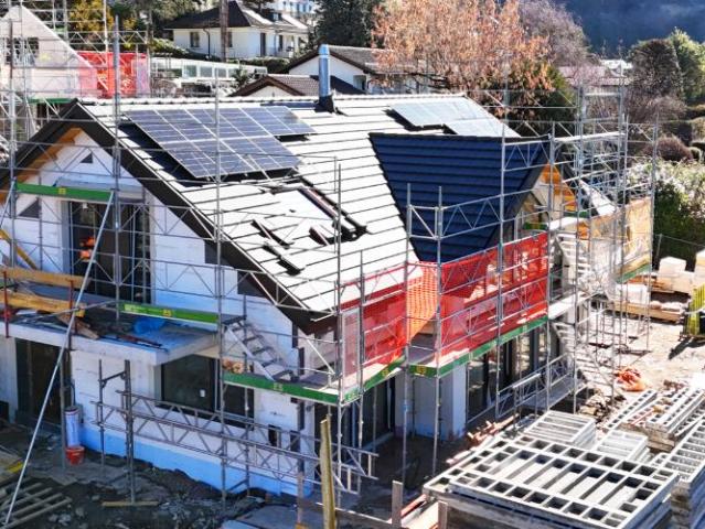 3 Neue Villen an der Schweizer Riviera
