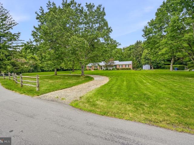 3 Oak Road