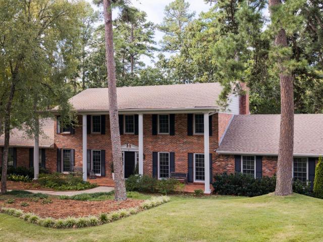 3 Oakmont Court