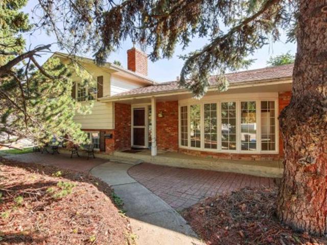 3 Oatway Street, Spruce Grove, AB, T7X 2E5 house for sale | Listing ID E4507 | Royal LePage