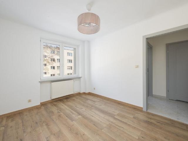 3 oddzielne pokoje po generalnym remoncie na Woli! 57 m²