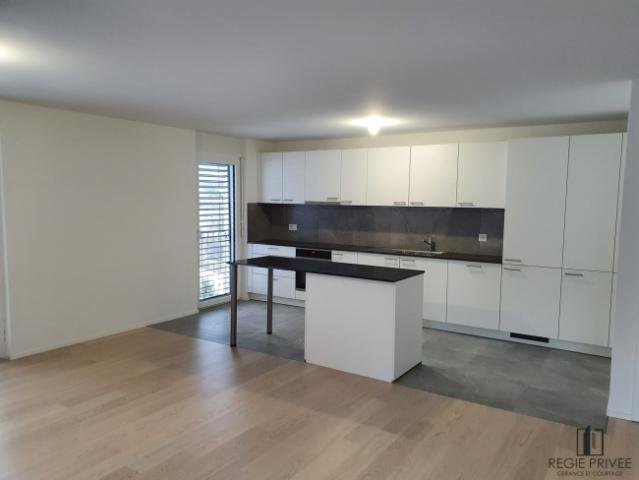 3. OG 3 Zimmer Wohnung mit Balkon