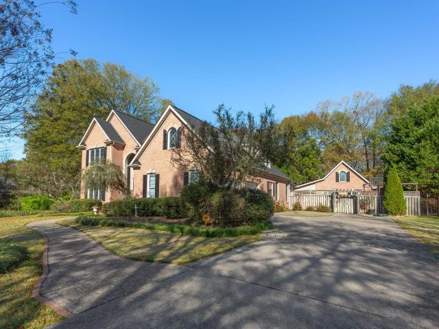 3 Old Ivy Place