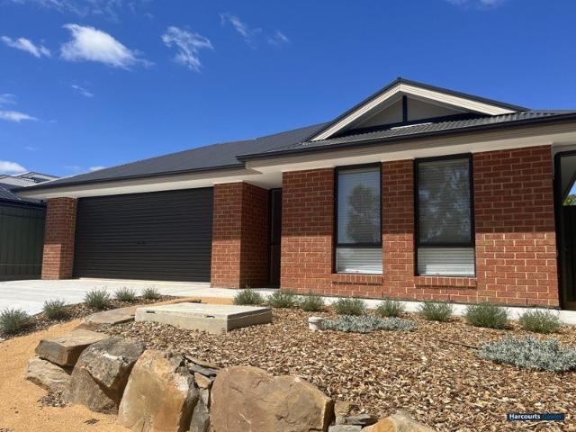 3 or 4 Bedroom Home in Sought After Location
