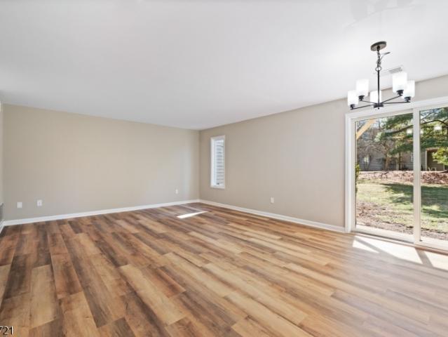 3 Augusta Dr