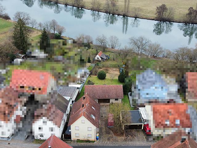 3 auf einen Streich Ein /Zweifamilienhaus mit 2 zusätzlichen Bauplätzen mit Neckarblick