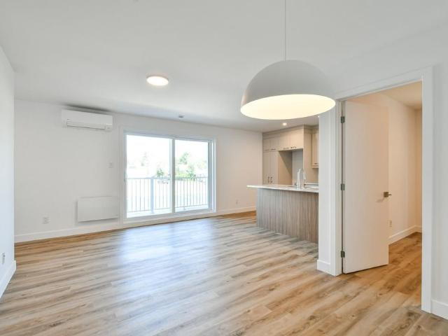 3½ à louer — 161 Rue de Lanaudière, app. 4