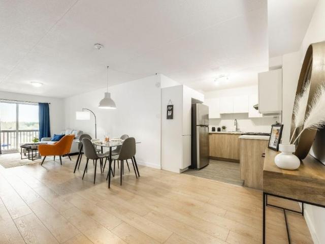 3½ À LOUER À LAVAL – 45 ANS ET + | 1 MOIS GRATUIT