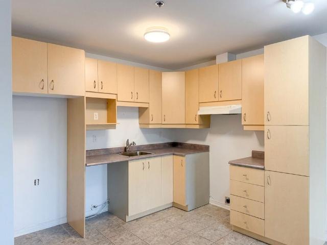 3½ à Louer — Saint Lambert — 1499 $/mois